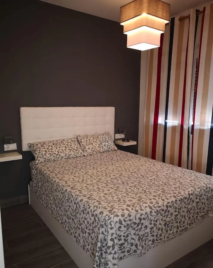 公寓式酒店 Bnbook Medea Apartments 丰希罗拉